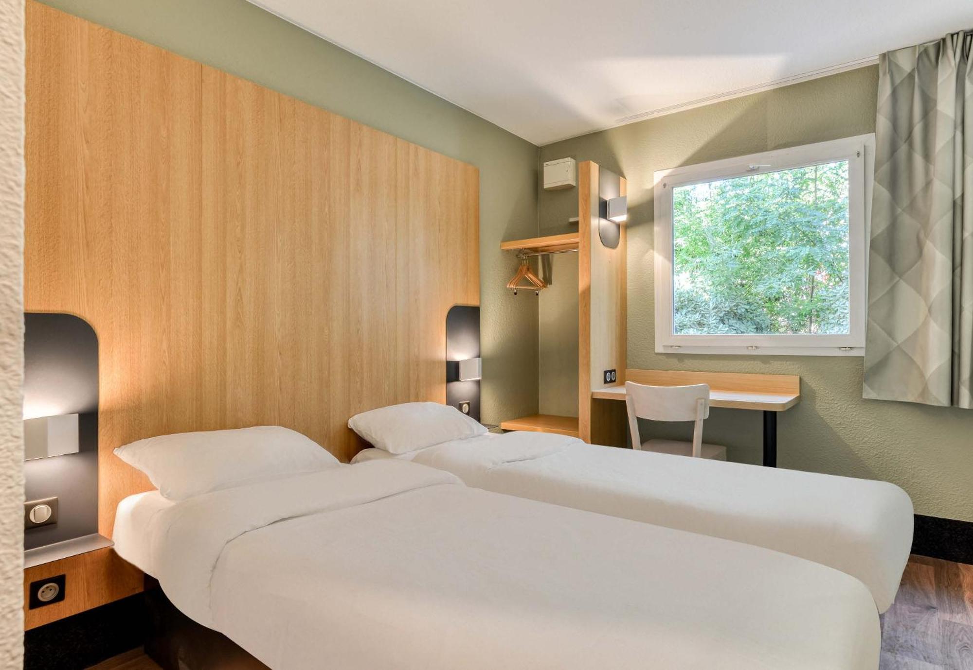 B&B Hotel Beziers Exterior photo